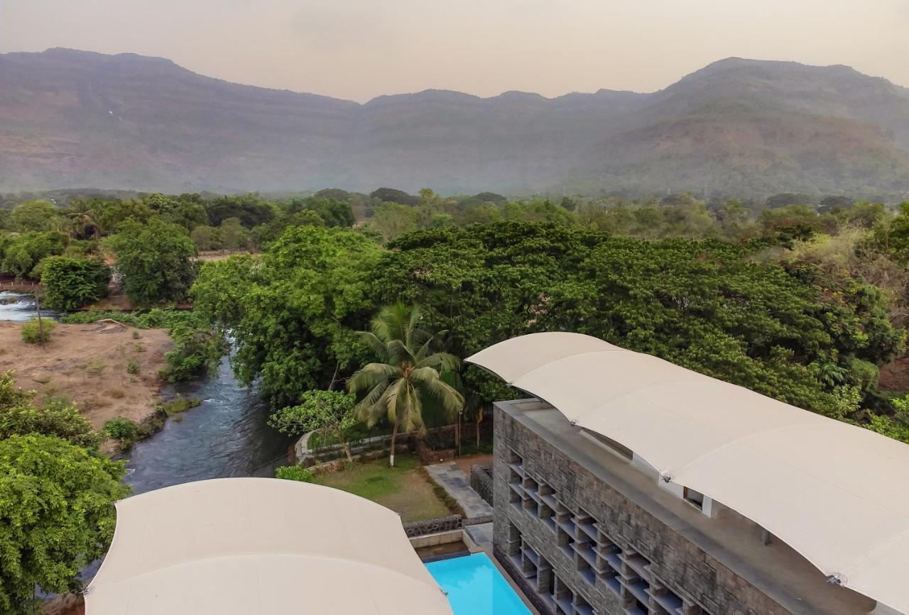 Lohonostays Maharajah House Karjat Extérieur photo